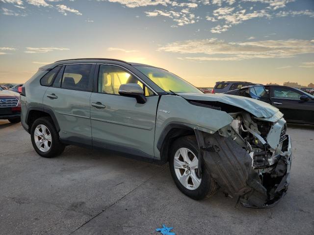 2019 TOYOTA RAV4 XLE JTMRWRFV5KD042933