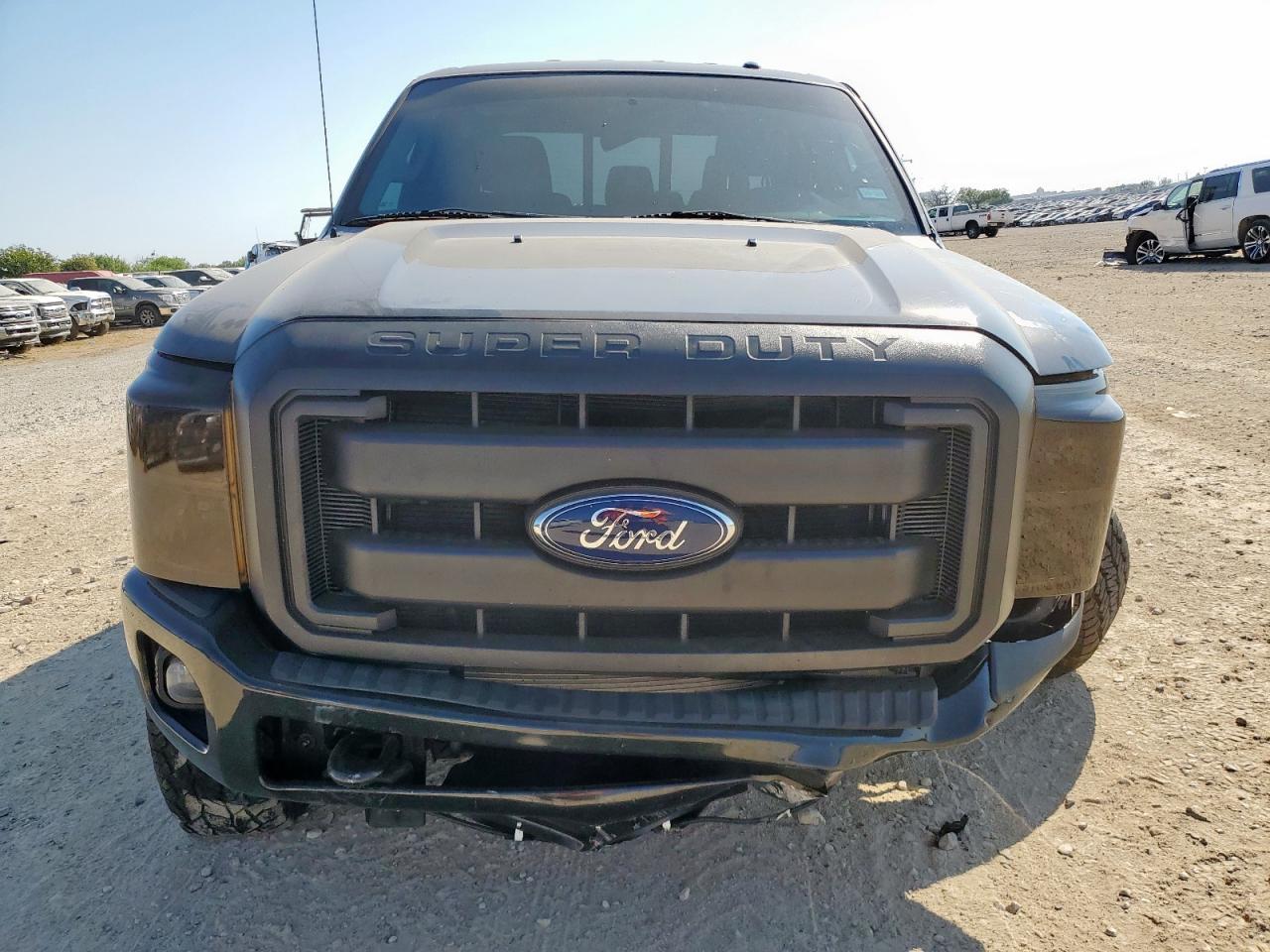 FORD F-250 SUPER DUTY