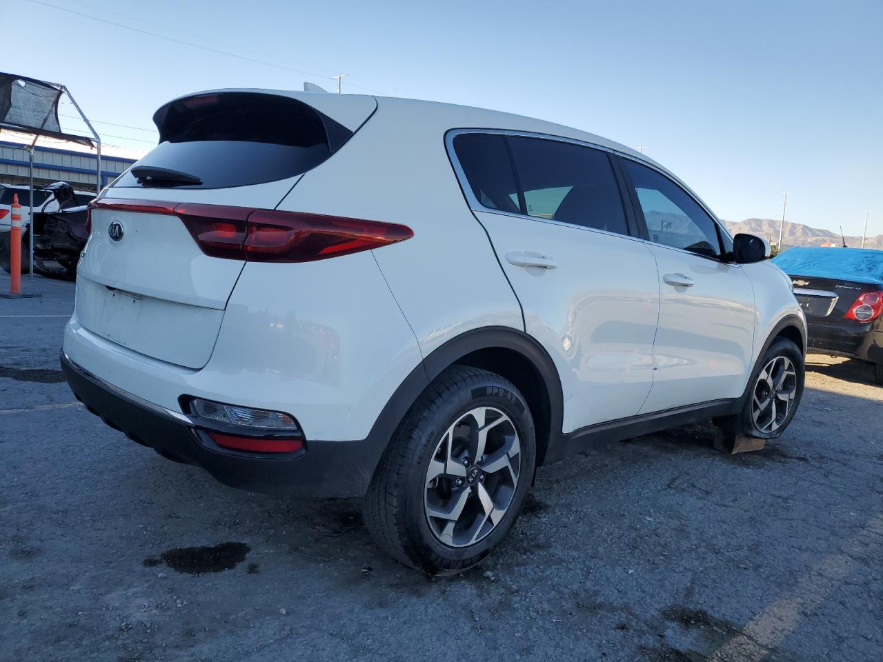 KIA SPORTAGE LX