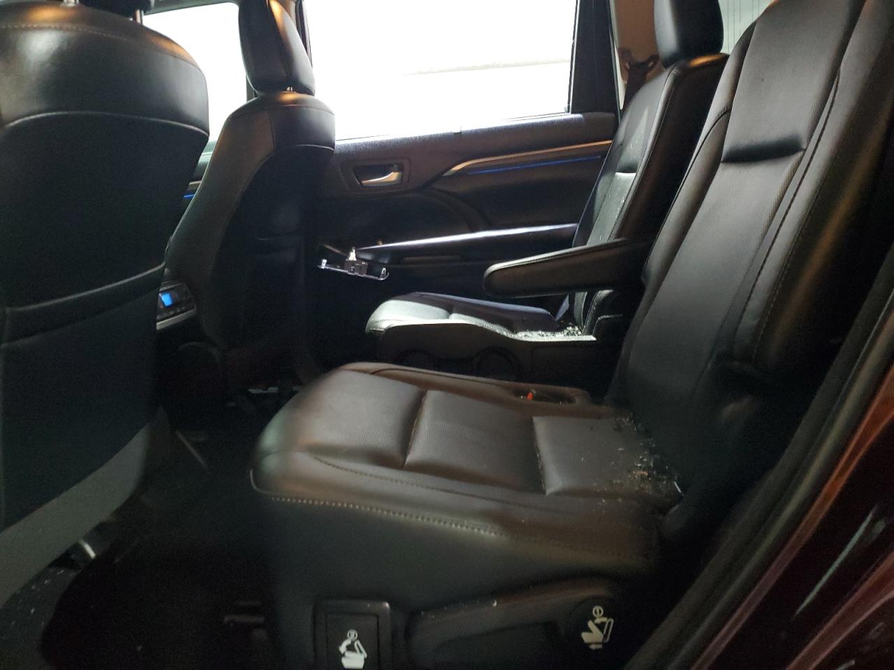 TOYOTA HIGHLANDER LIMITED