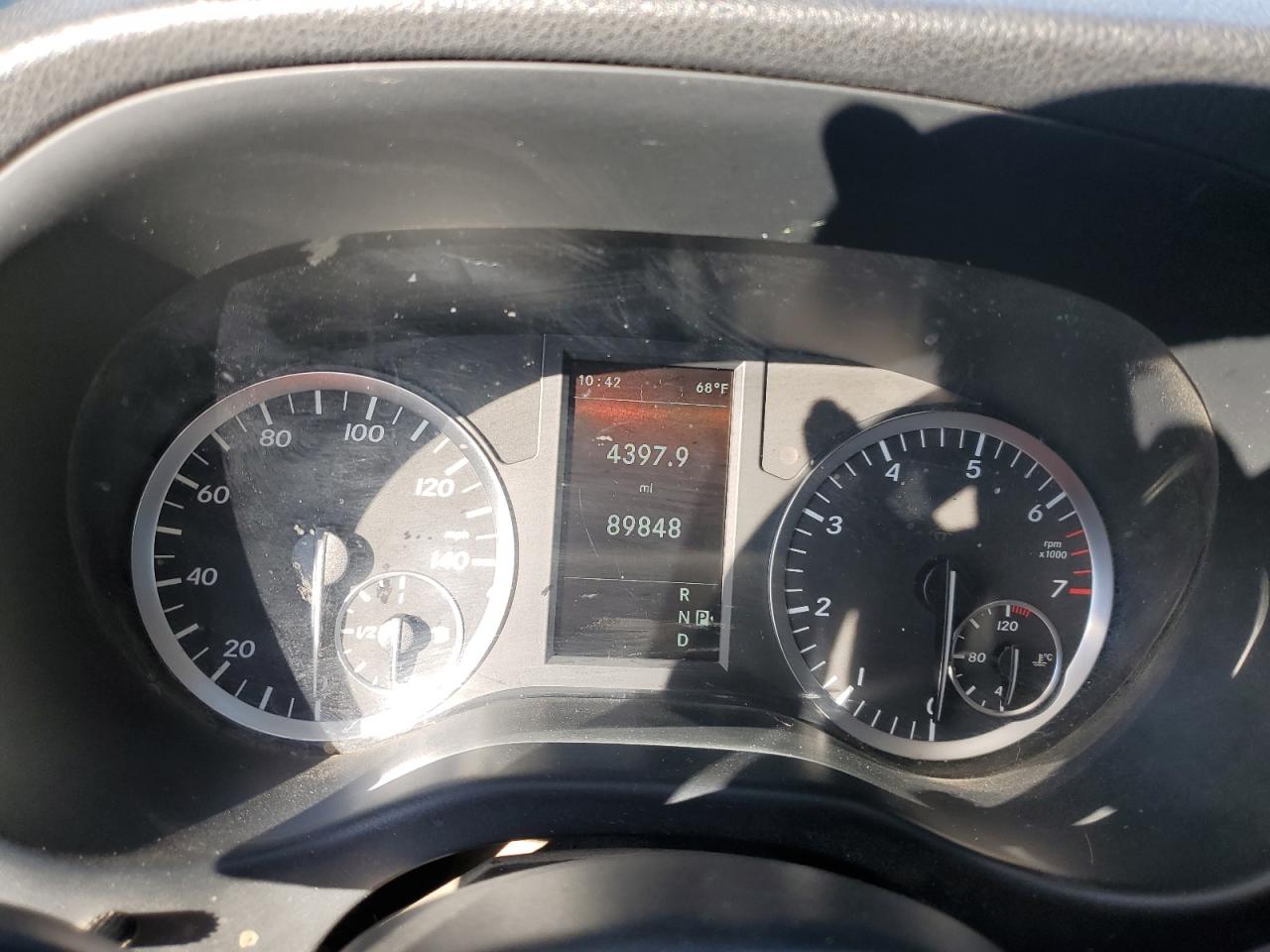 MERCEDES-BENZ METRIS