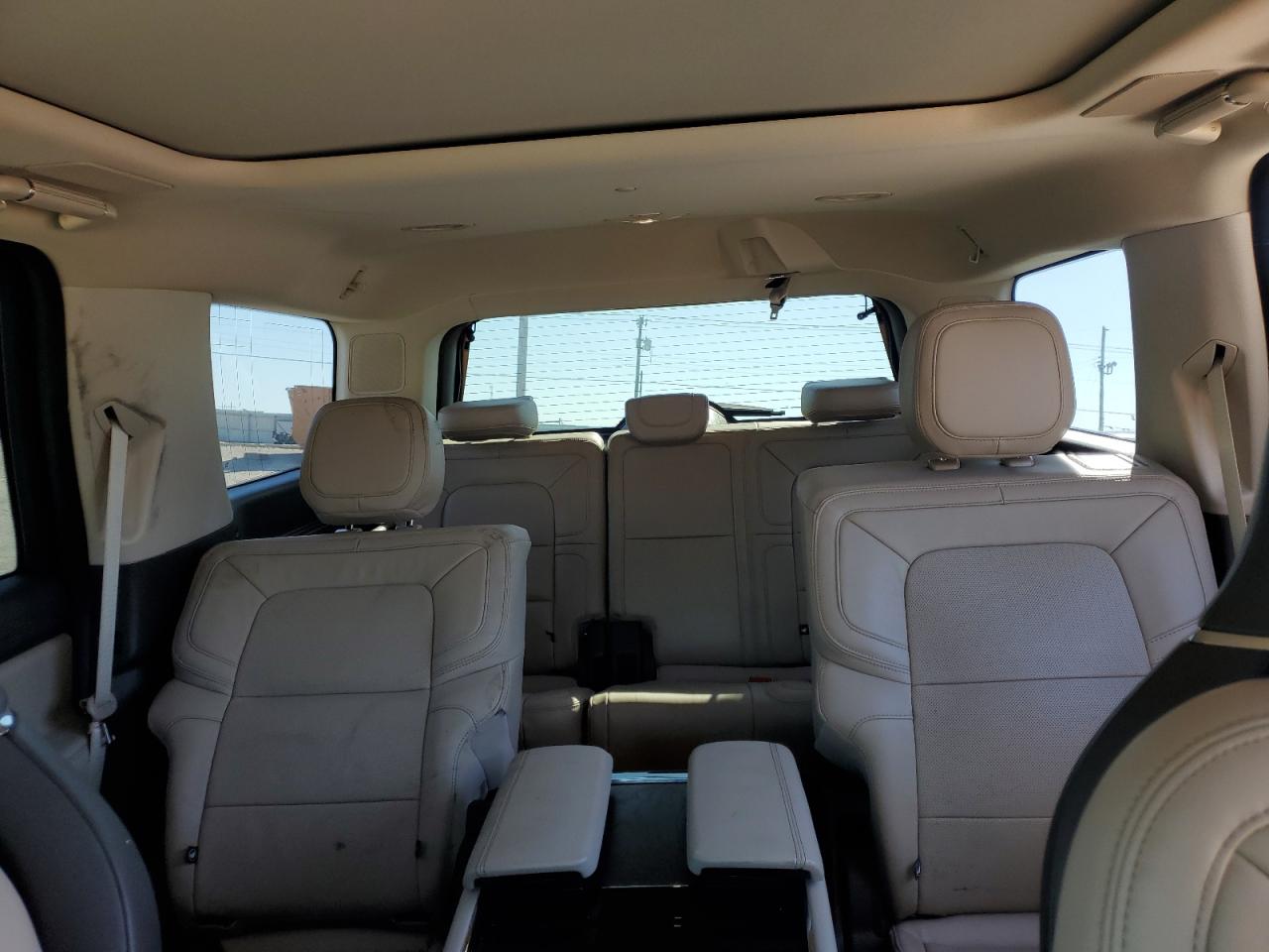 LINCOLN NAVIGATOR RESERVE