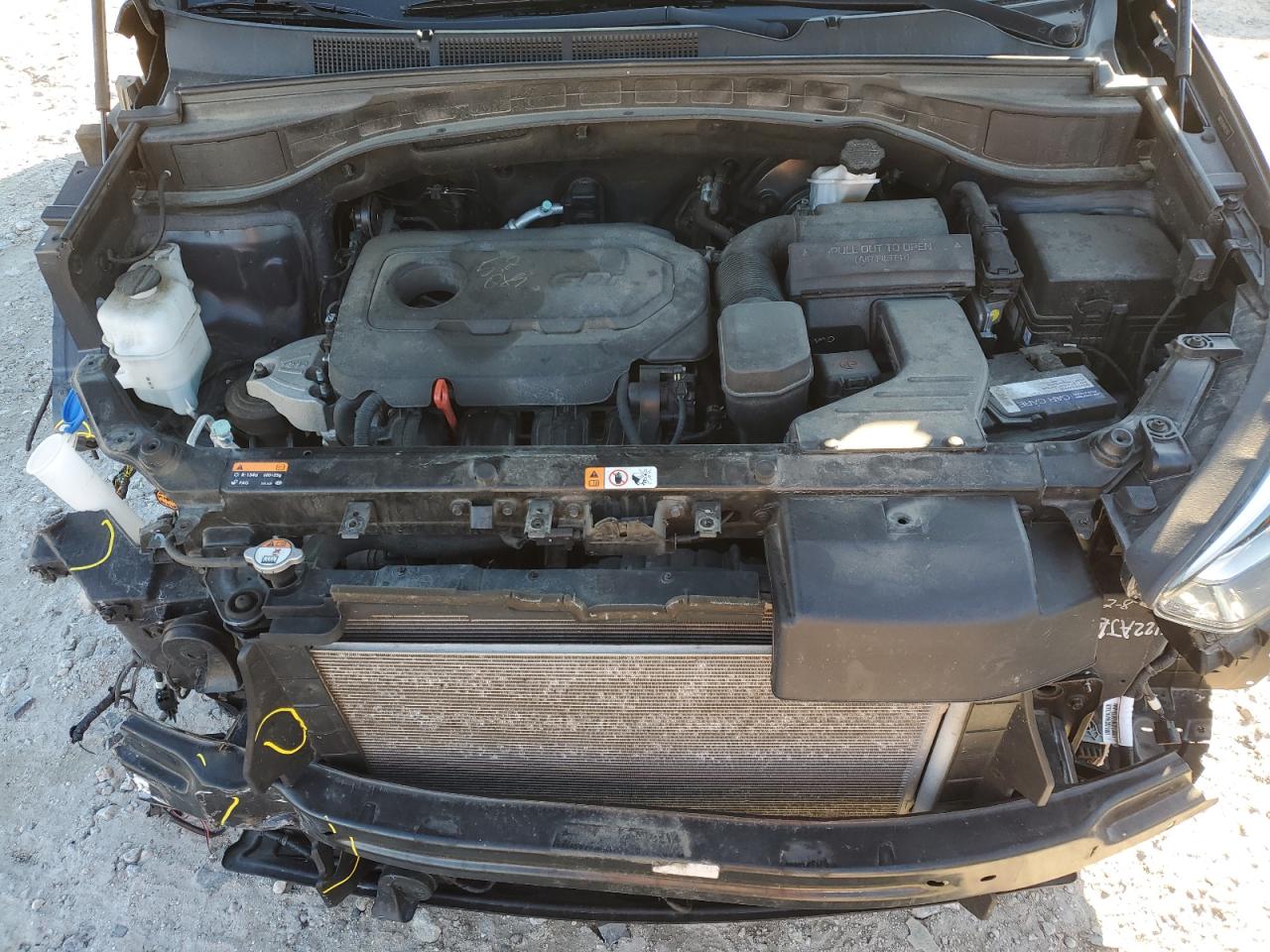 HYUNDAI SANTA FE SPORT