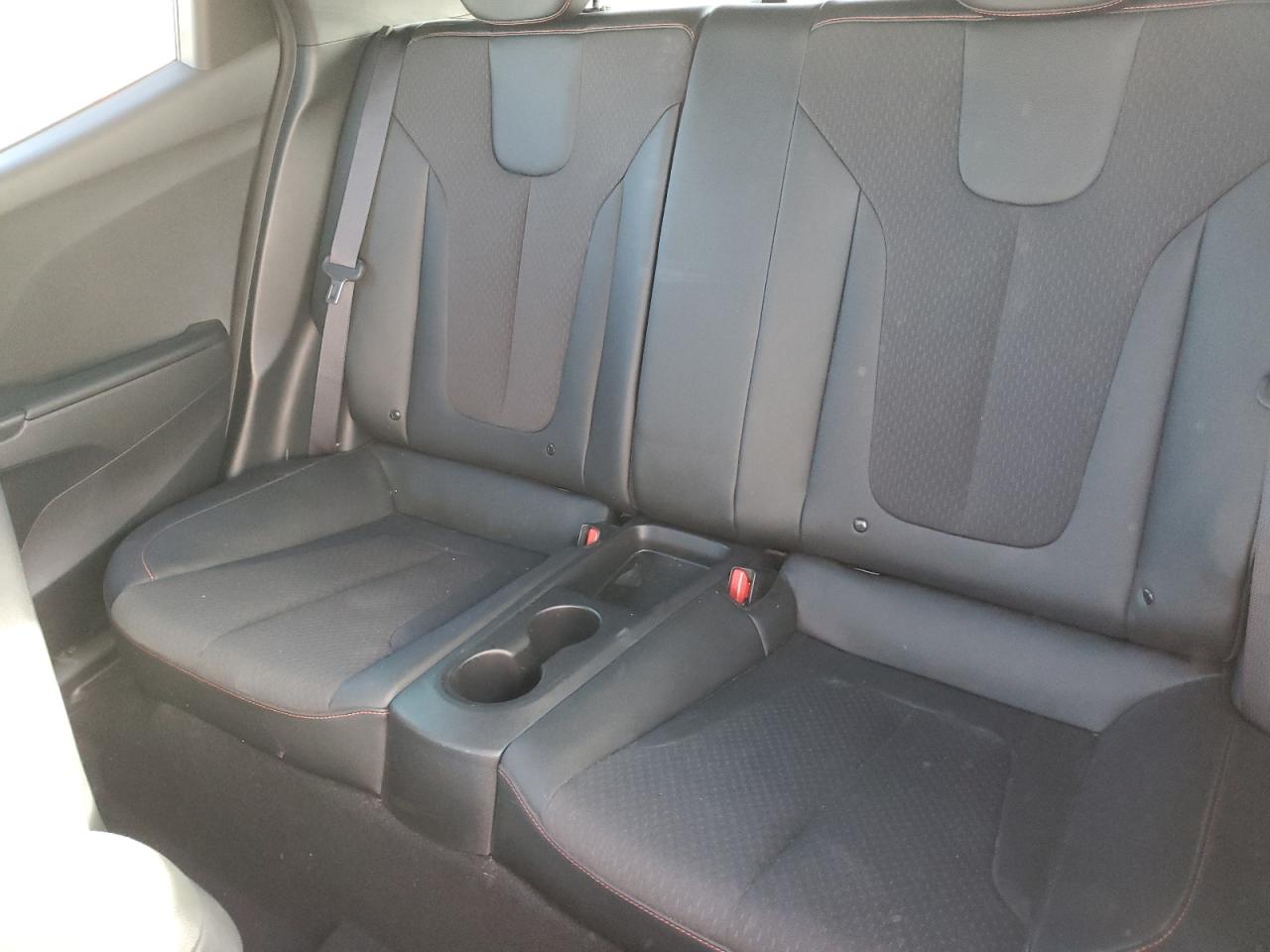 HYUNDAI VELOSTER TURBO