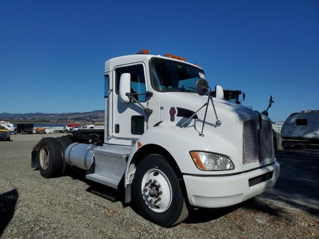 Global Auto Auctions: 2016 KENWORTH T370