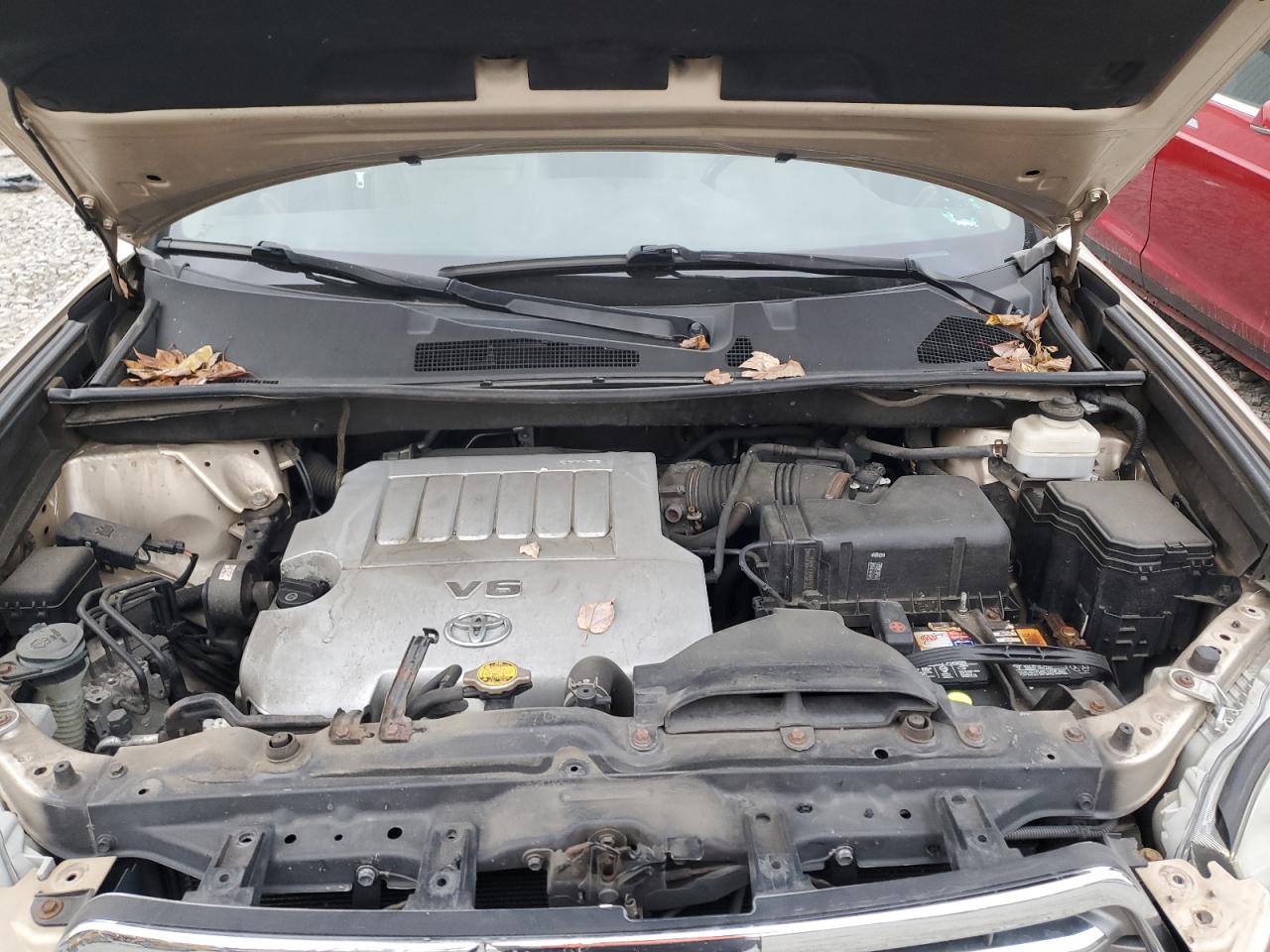 TOYOTA HIGHLANDER LIMITED