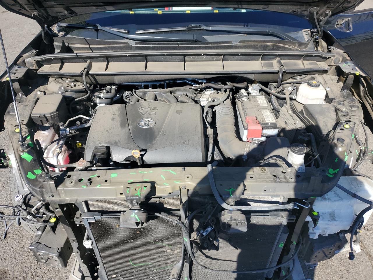 TOYOTA HIGHLANDER XLE