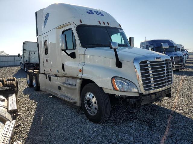 Global Auto Auctions: 2017 FREIGHTLINER CASCADIA 1