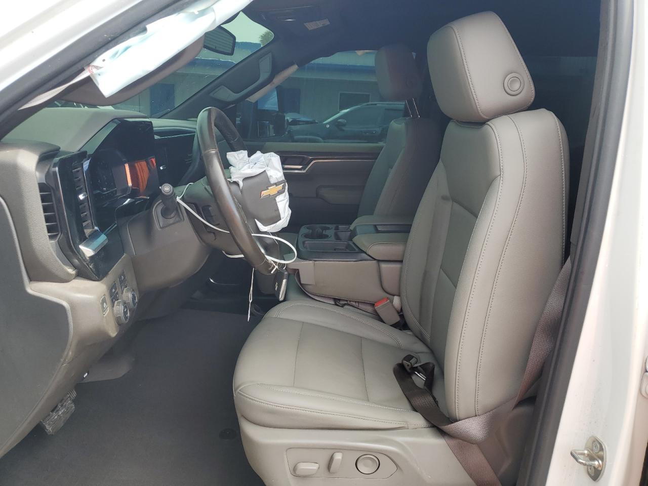 CHEVROLET SILVERADO K1500 LT