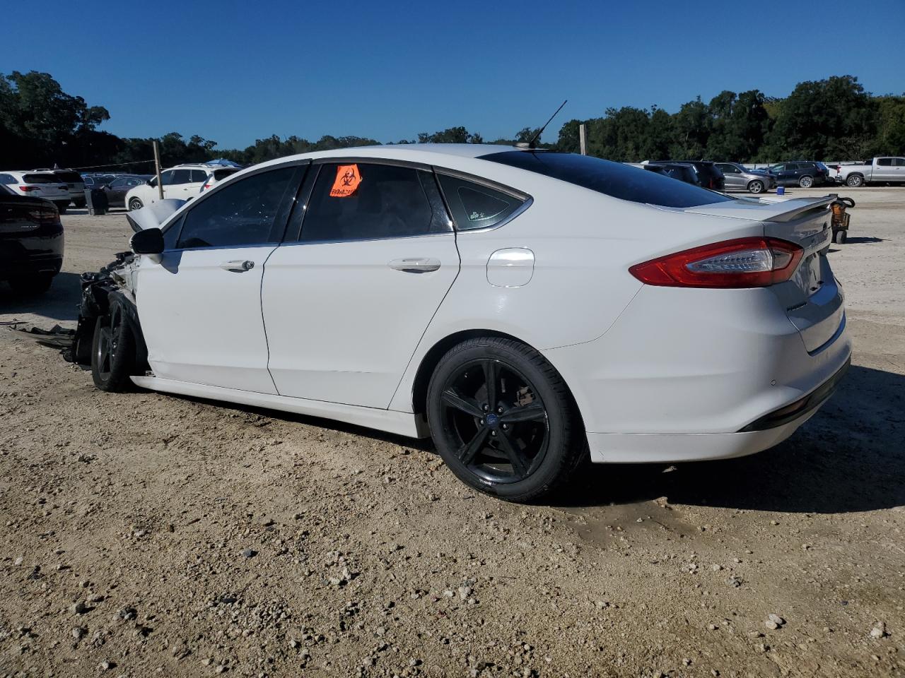 FORD FUSION SE