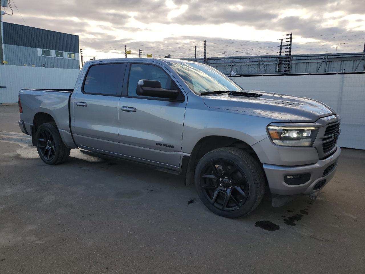 RAM 1500 SPORT