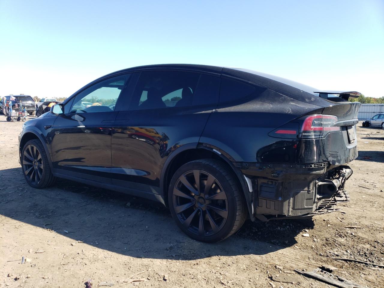 TESLA MODEL X