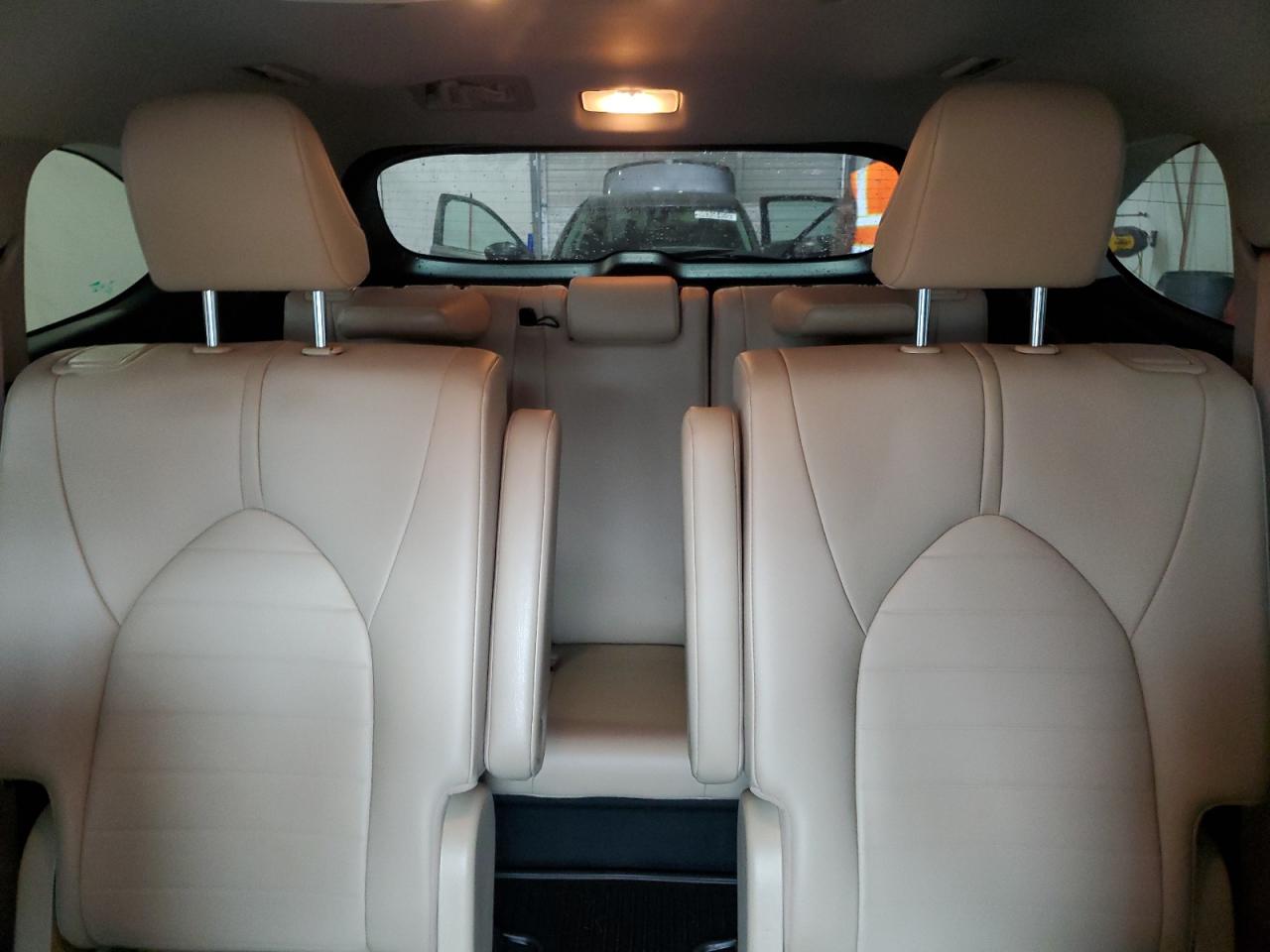 TOYOTA HIGHLANDER XLE