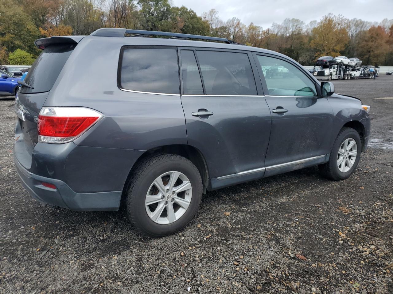 TOYOTA HIGHLANDER BASE