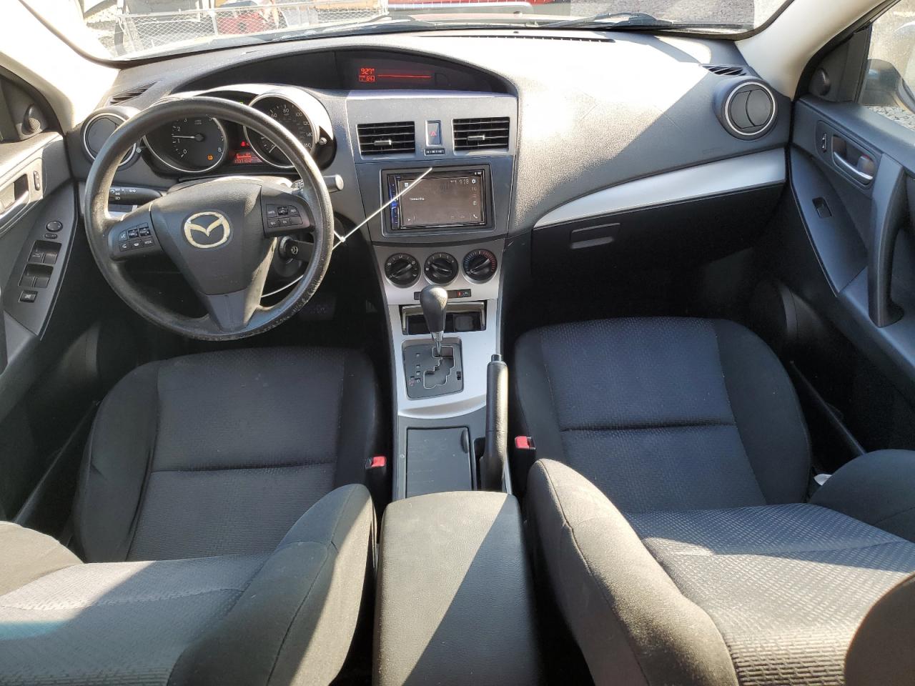 MAZDA 3 I