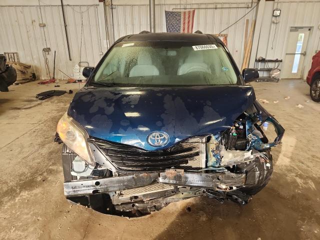 2011 TOYOTA SIENNA LE - 5TDKK3DC0BS054701