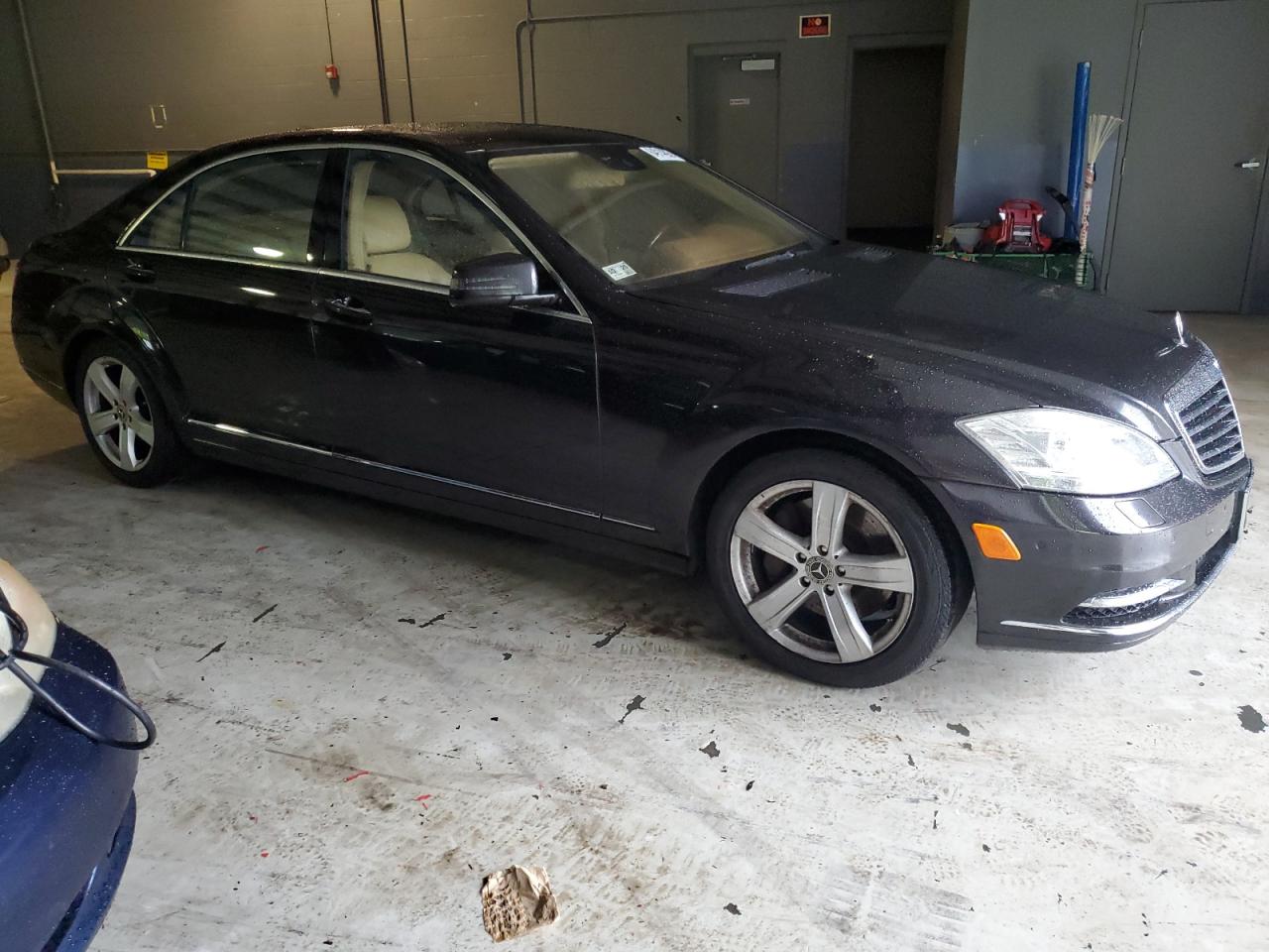 MERCEDES-BENZ S-CLASS 550 4MATIC