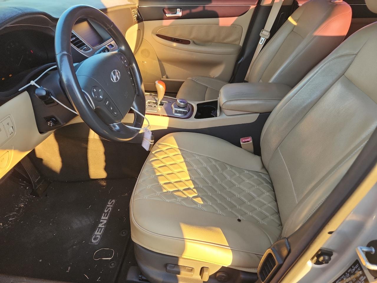 HYUNDAI GENESIS 3.8L