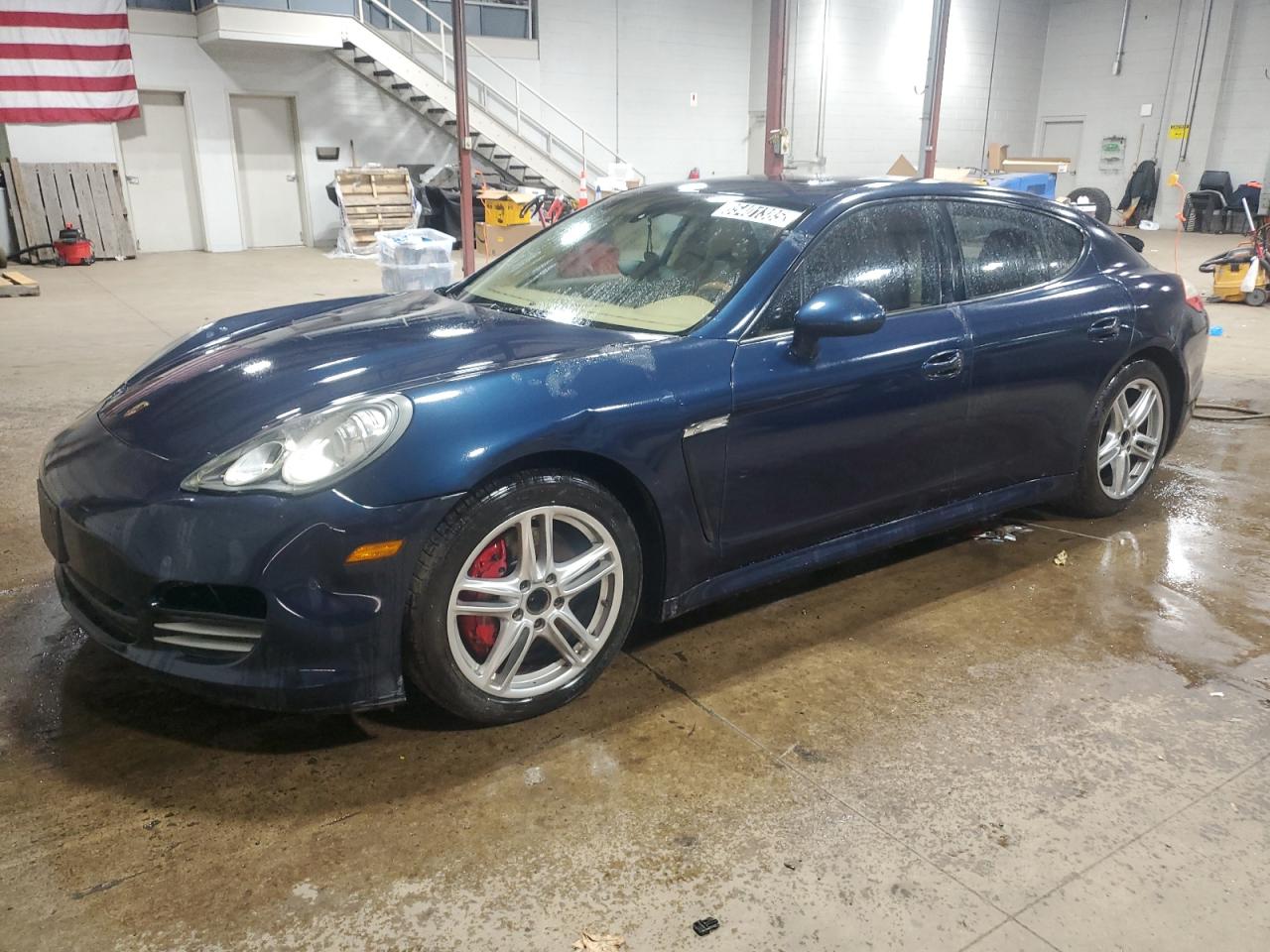 PORSCHE PANAMERA 2
