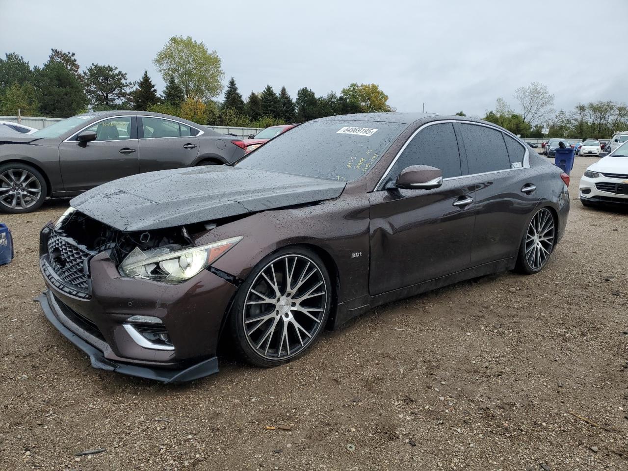 INFINITI Q50 LUXE