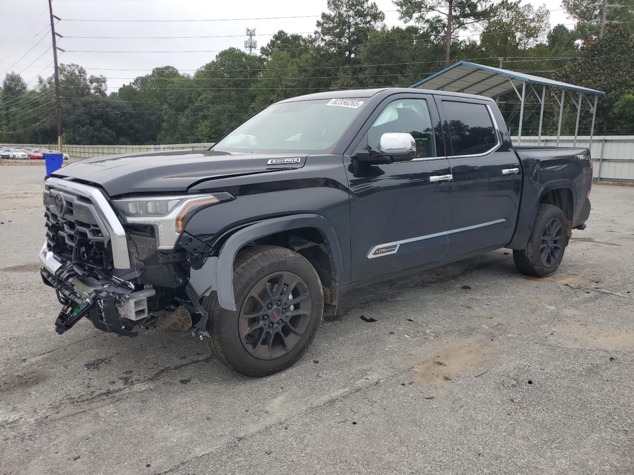 TOYOTA TUNDRA CREWMAX PLATINUM