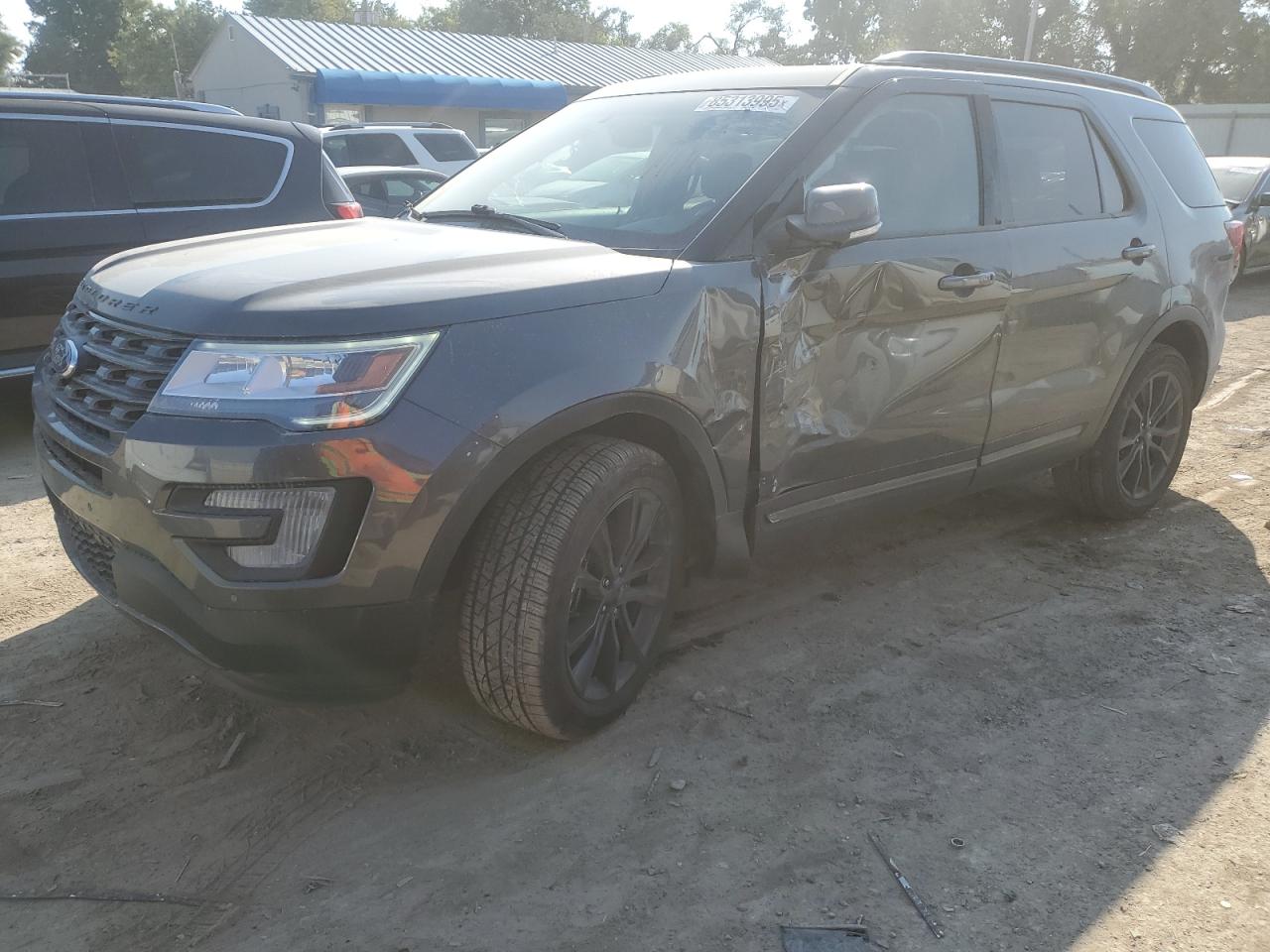 FORD EXPLORER XLT
