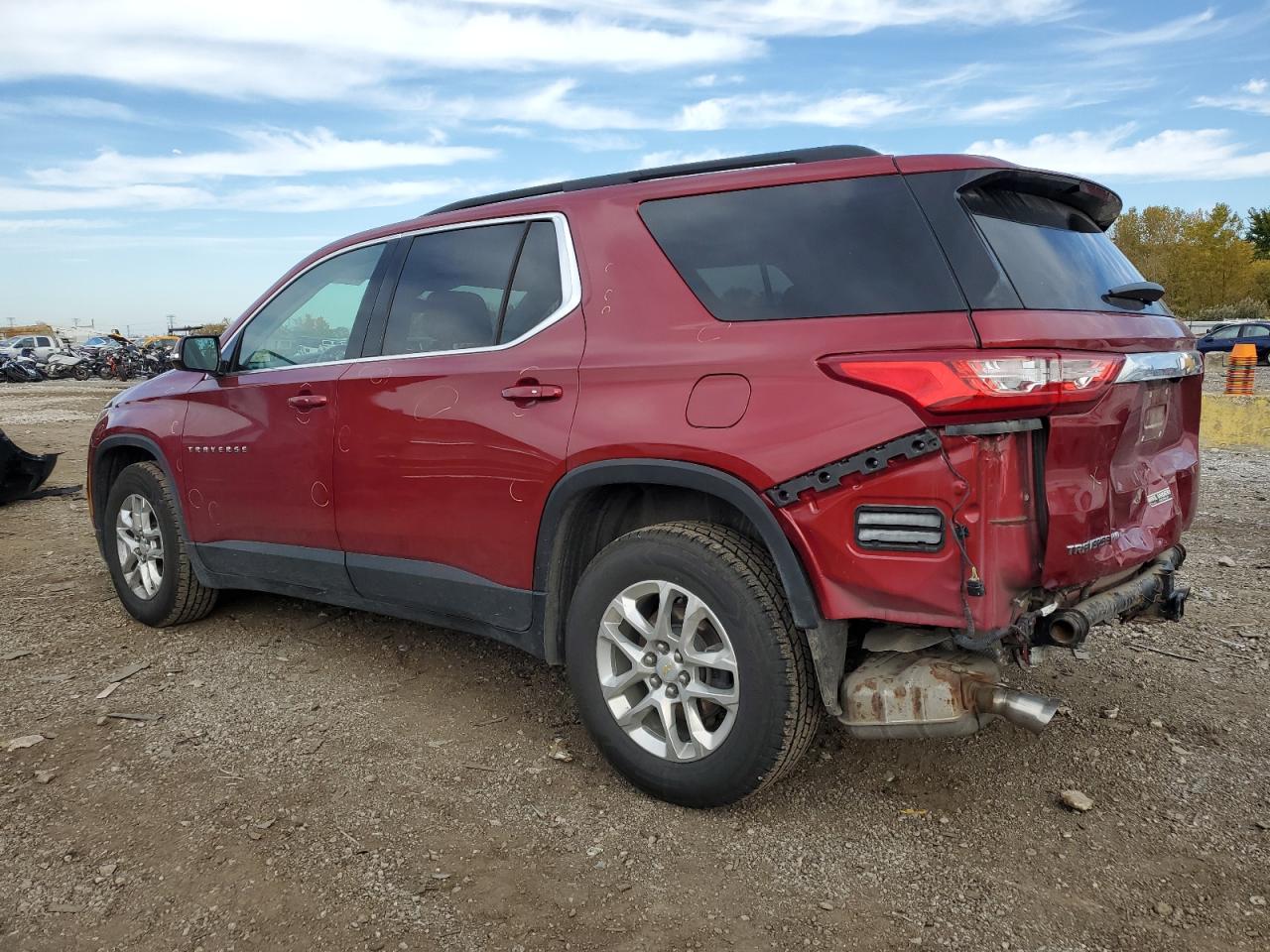 CHEVROLET TRAVERSE LT