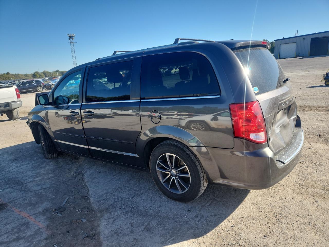 DODGE GRAND CARAVAN SXT