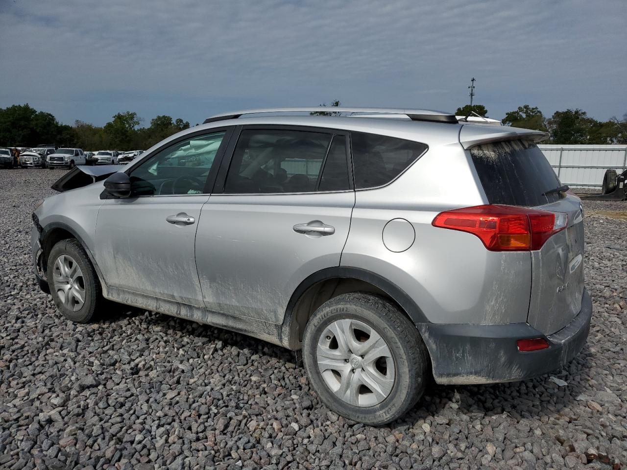 TOYOTA RAV4 LE