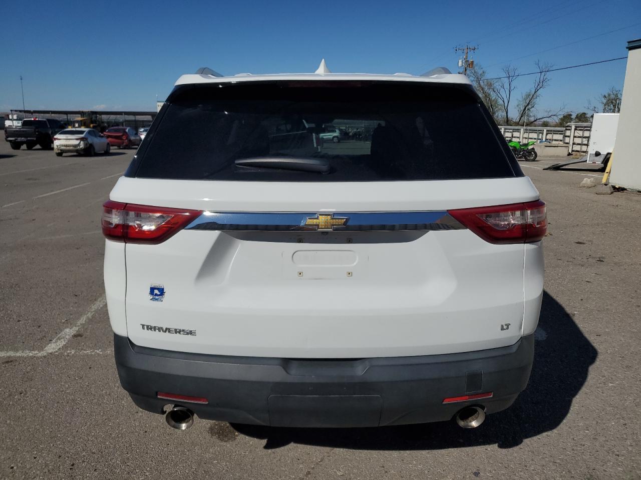 CHEVROLET TRAVERSE LT