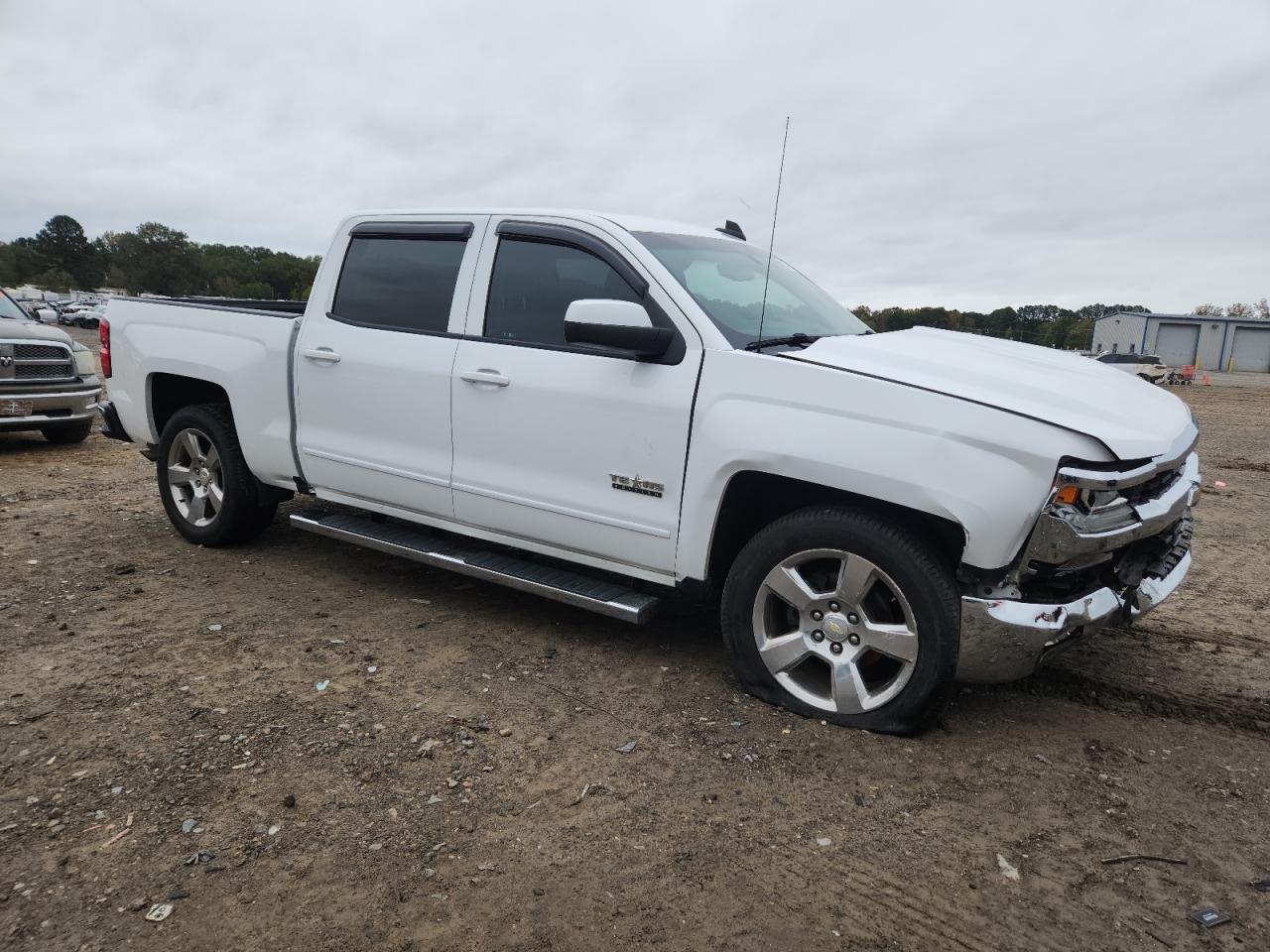 CHEVROLET SILVERADO C1500 LT