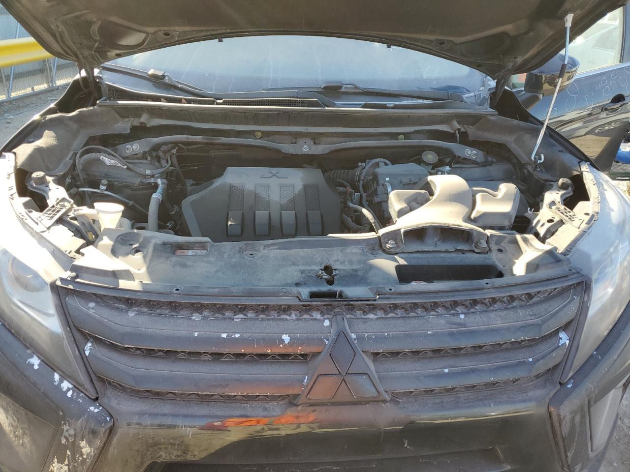 MITSUBISHI ECLIPSE SE