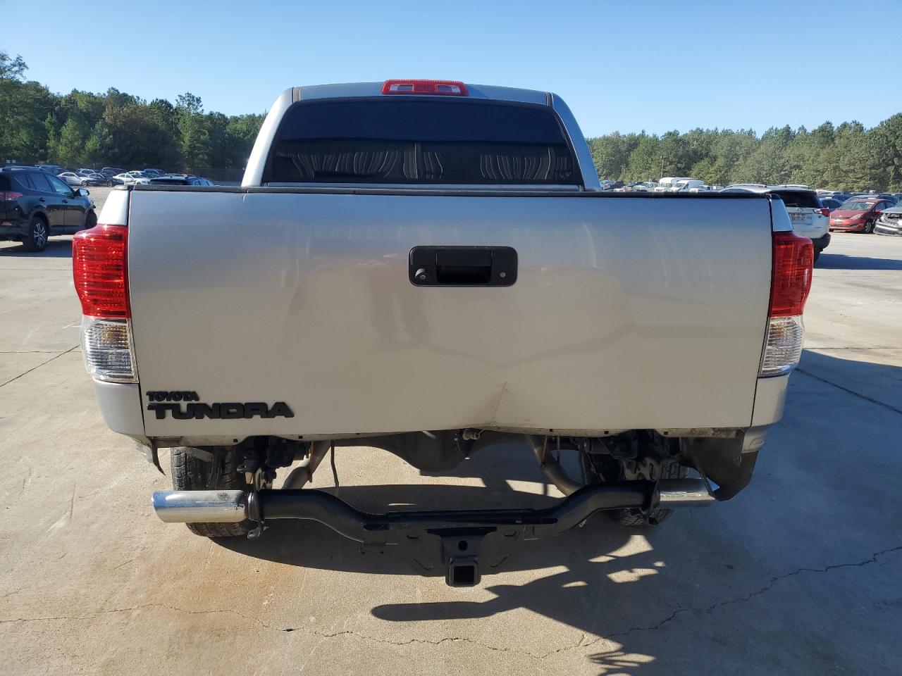 TOYOTA TUNDRA CREWMAX SR5