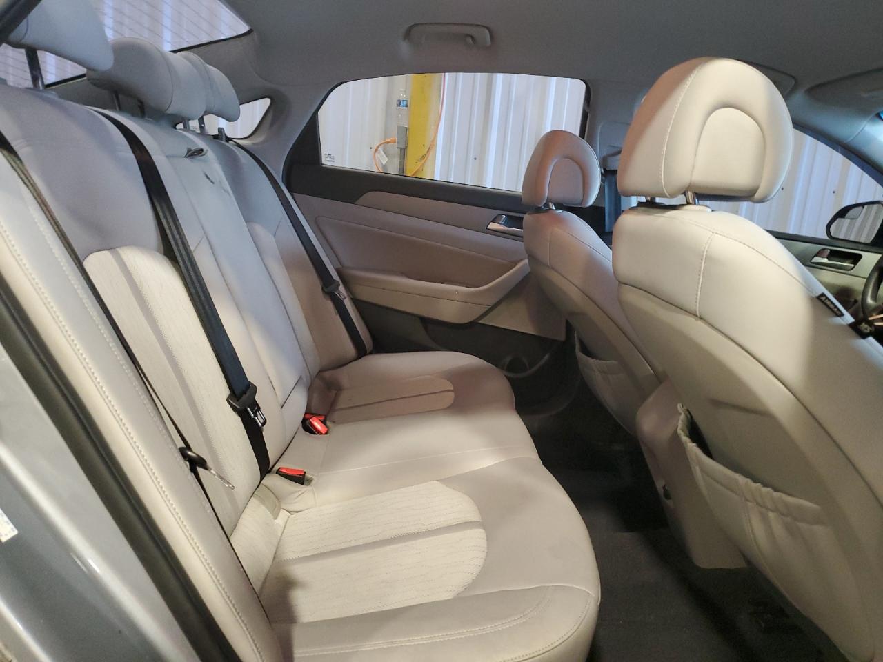 HYUNDAI SONATA HYBRID