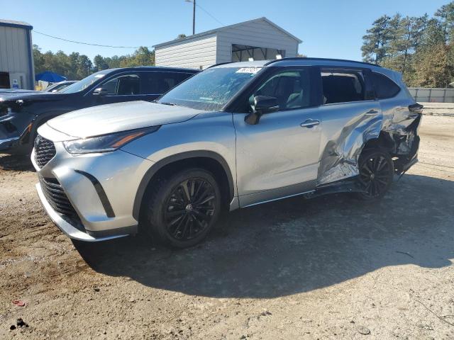 2024 TOYOTA HIGHLANDER - 5TDKDRAH3RS537249