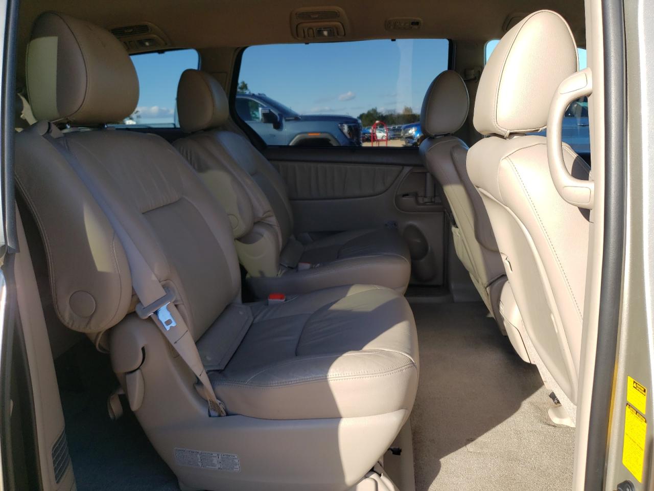 Lot #3296241407 2009 TOYOTA SIENNA XLE