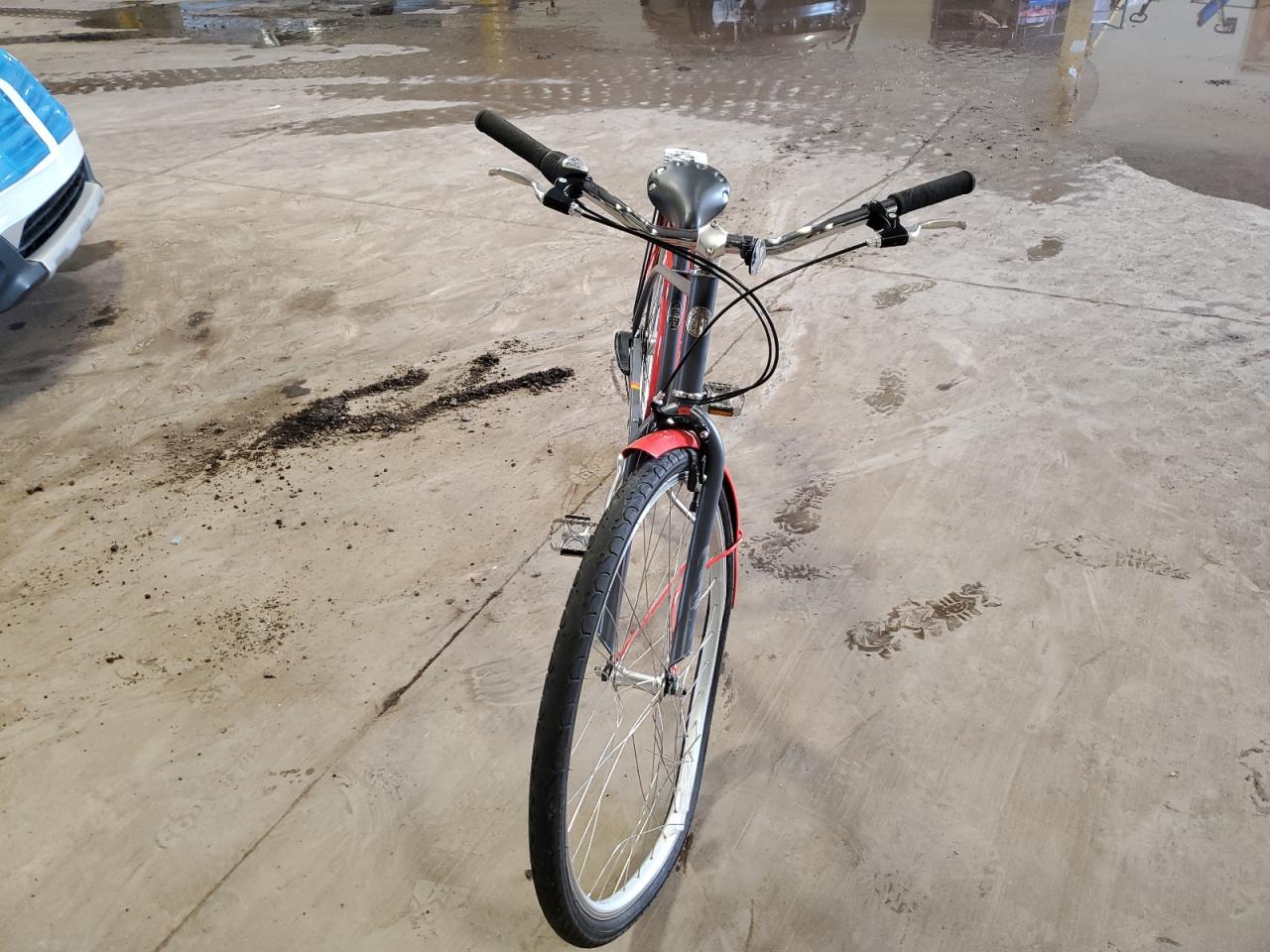 Lot #3265102927 2000 OTHER OTHER