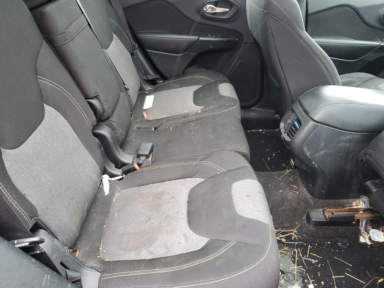 JEEP GRAND CHEROKEE LATITUDE