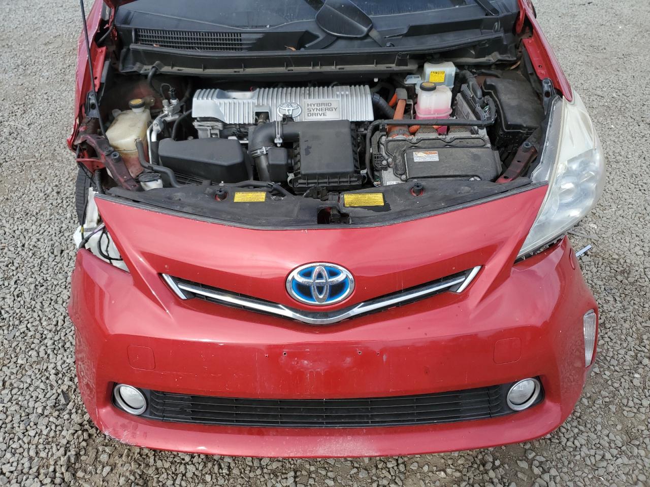TOYOTA PRIUS V