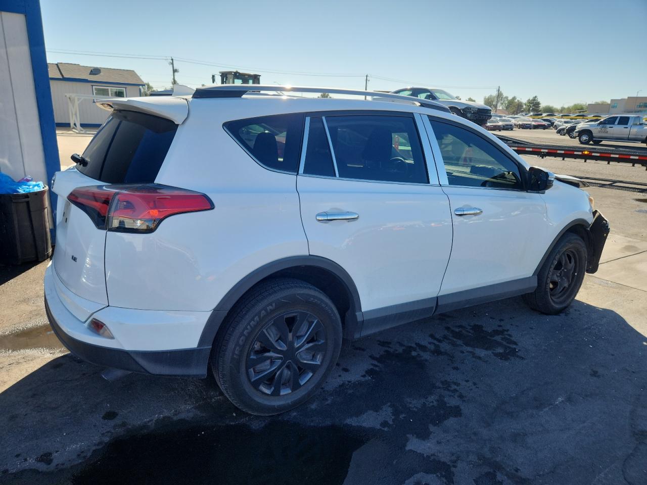 TOYOTA RAV4 LE