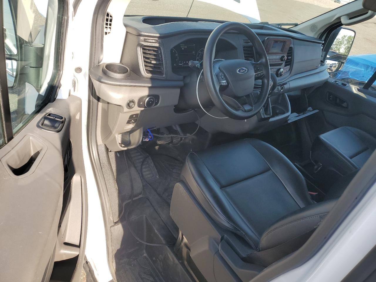 Lot #3274695837 2021 FORD TRANSIT T-