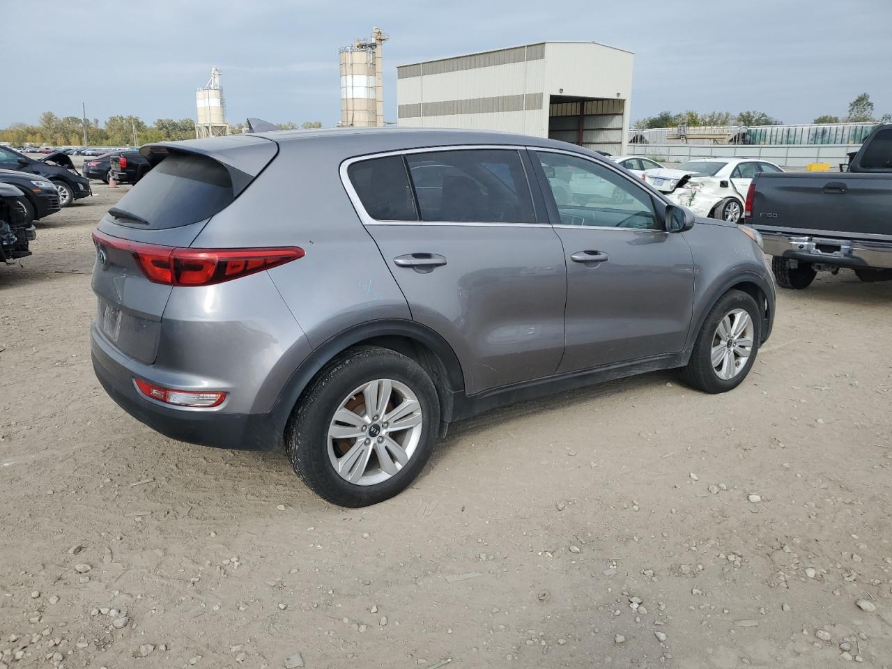 KIA SPORTAGE LX
