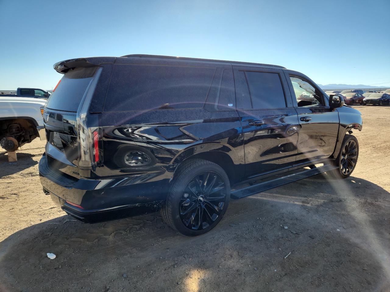 CADILLAC ESCALADE ESV SPORT PLATINUM