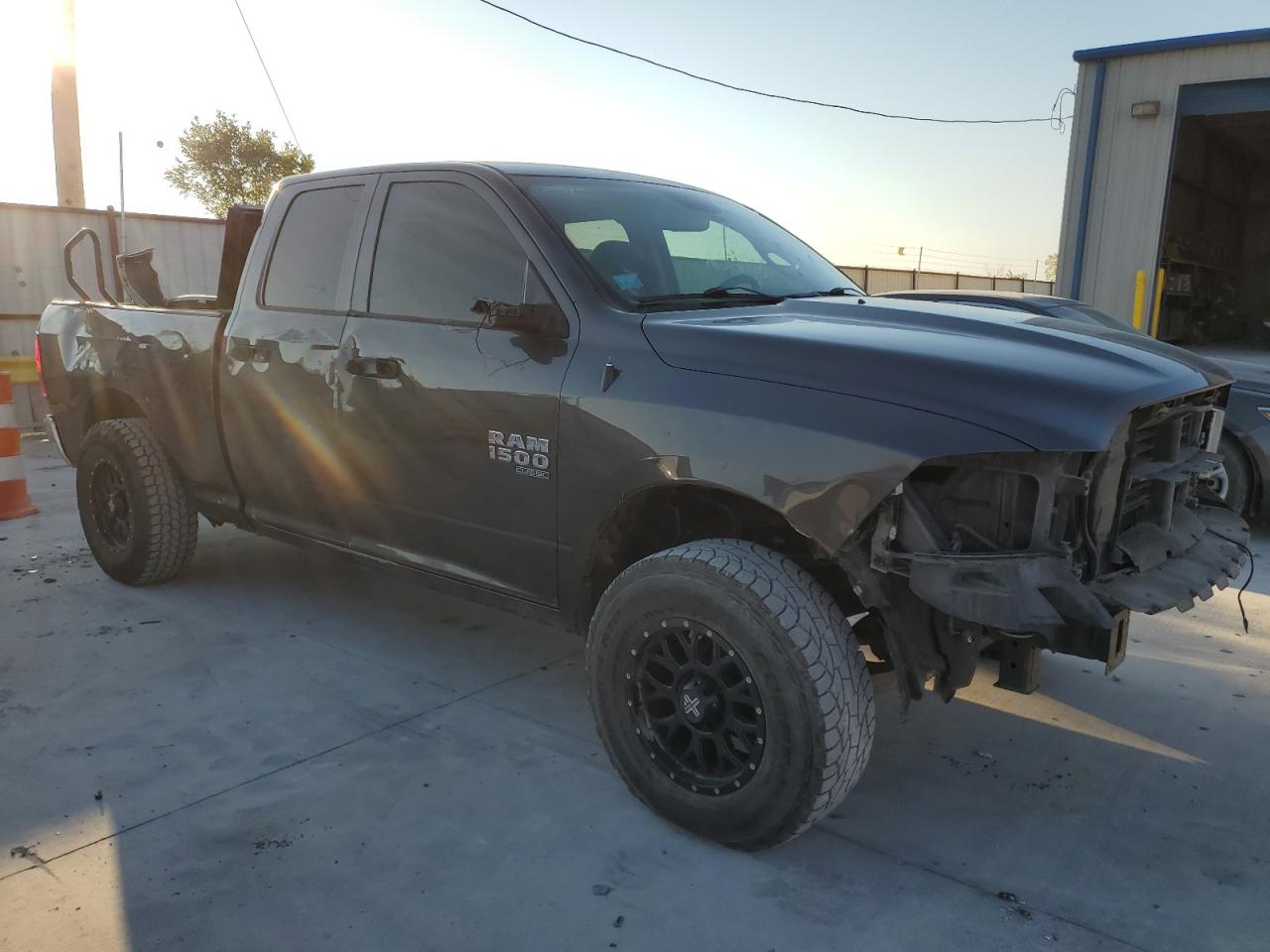 RAM 1500 TRADESMAN