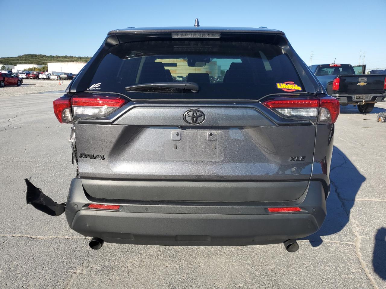 TOYOTA RAV4 XLE PREMIUM