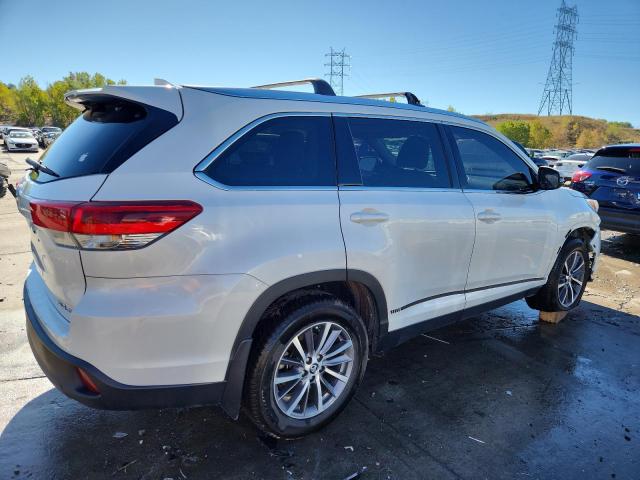 2019 TOYOTA HIGHLANDER - 5TDJZRFH2KS565510