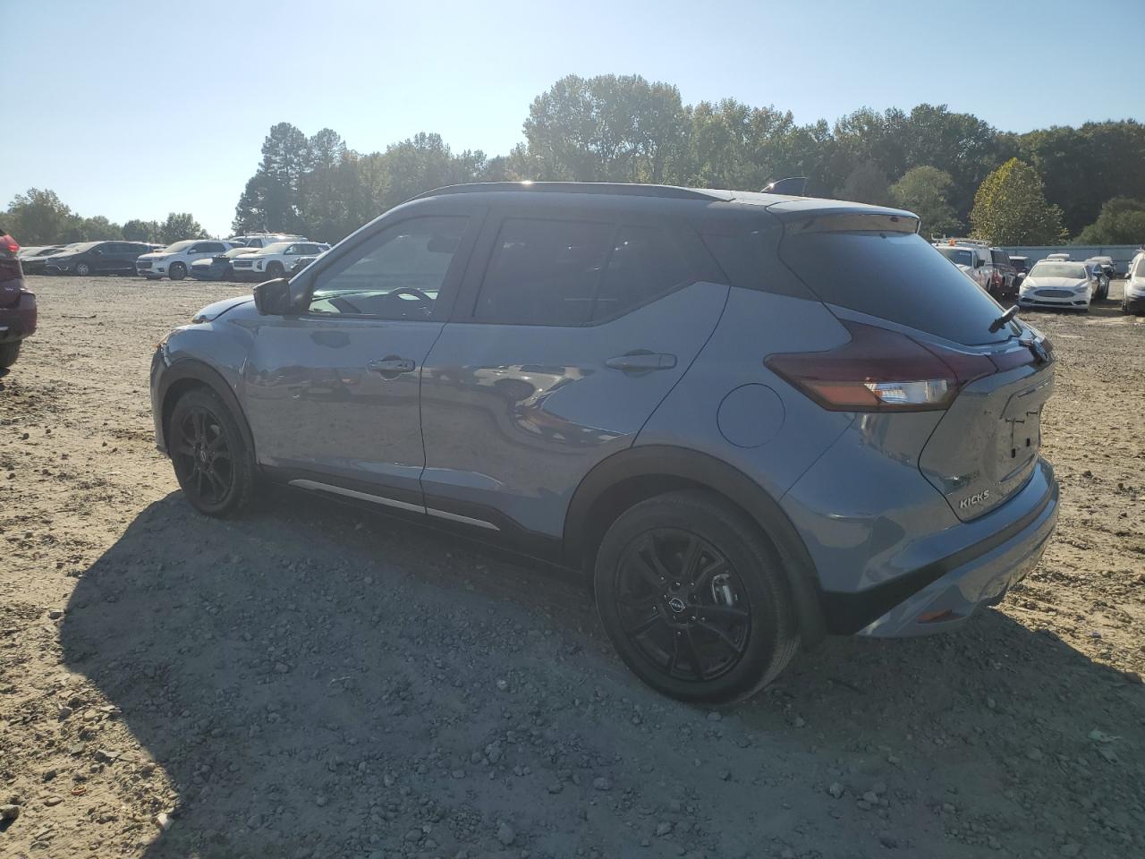 NISSAN KICKS SR