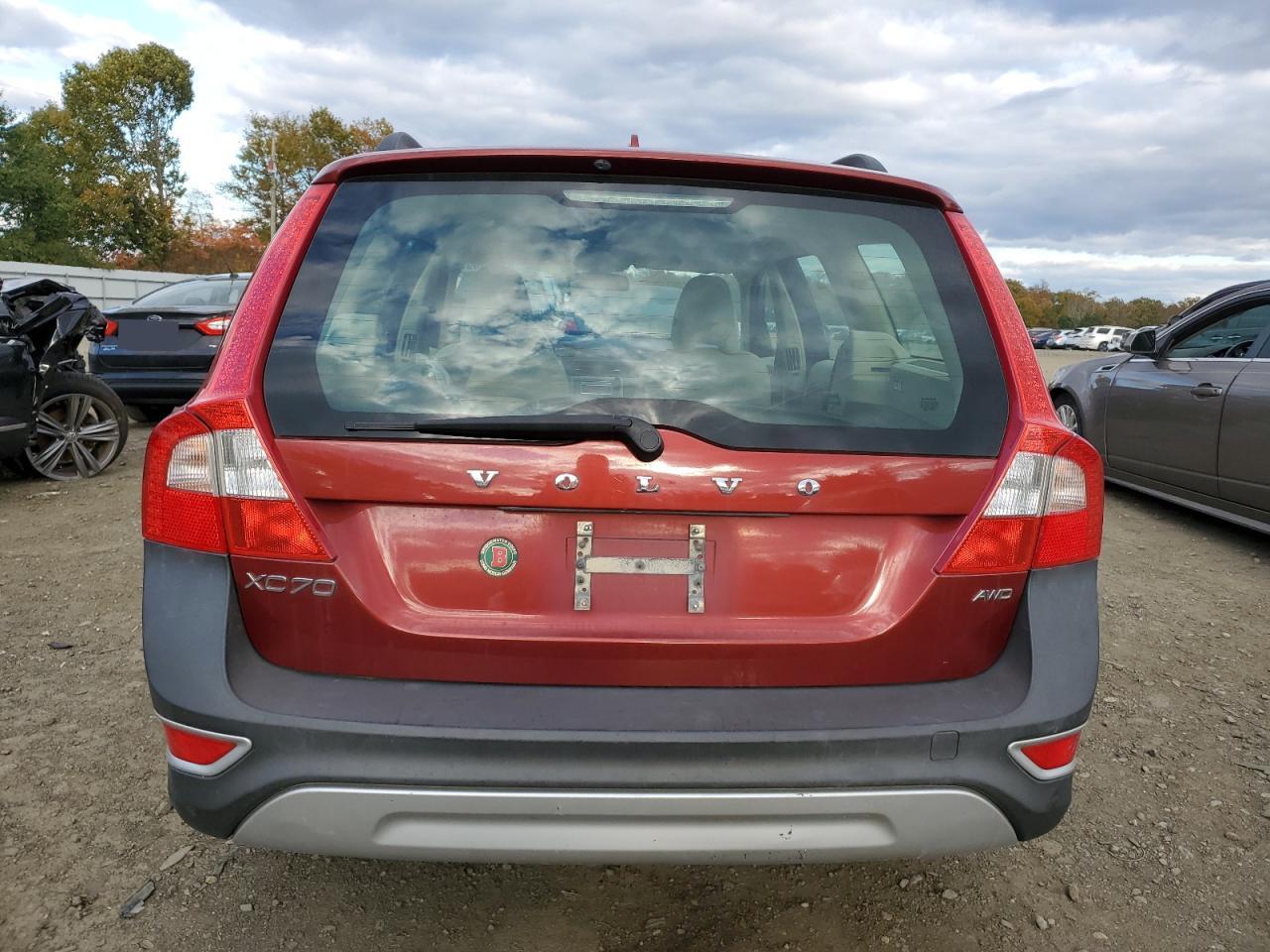 VOLVO XC70 3.2