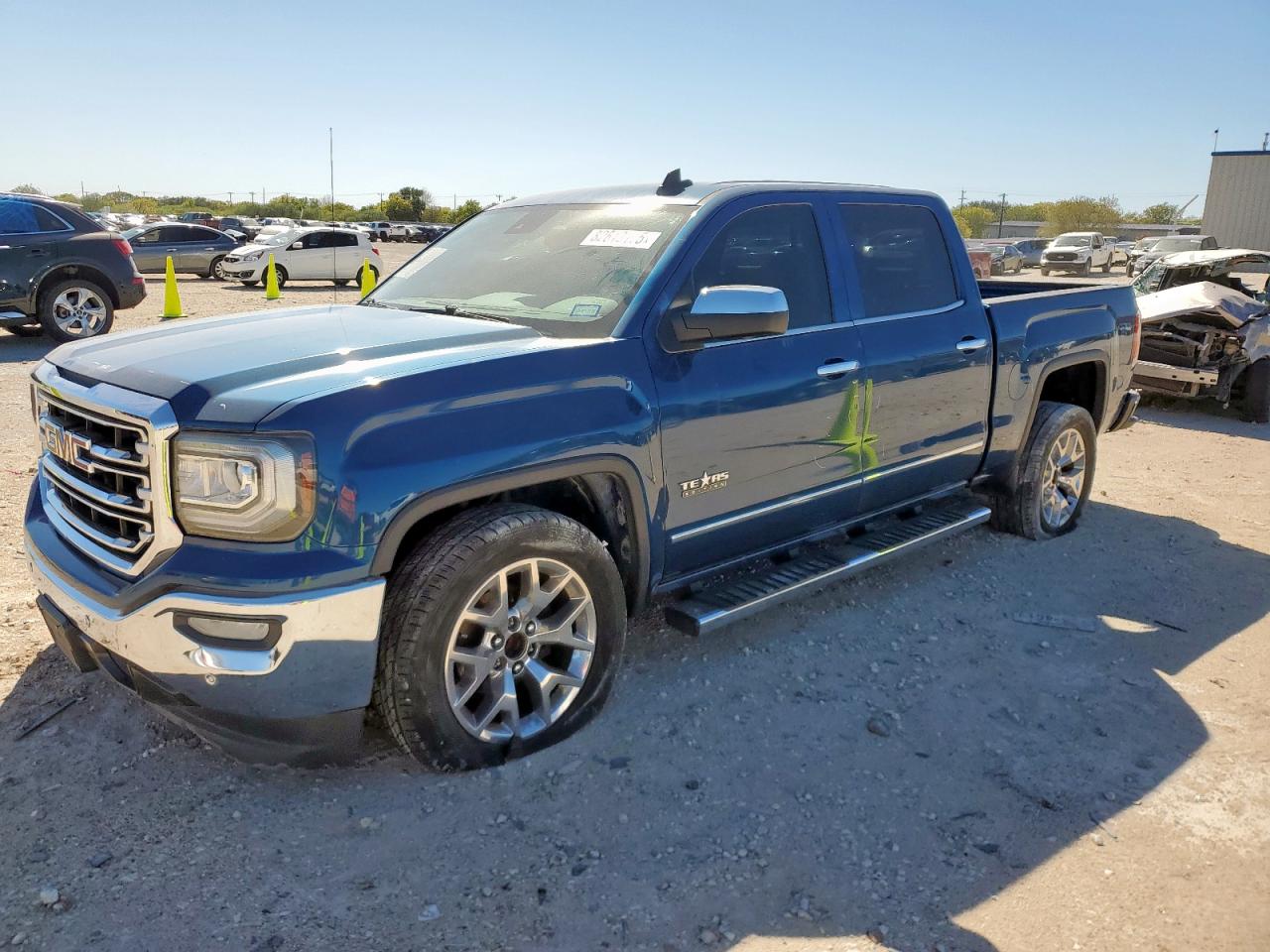GMC SIERRA C1500 SLT