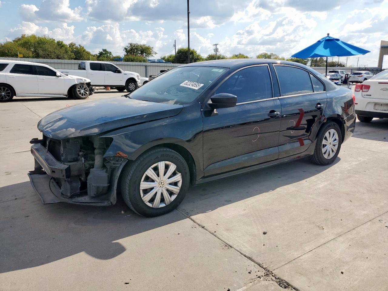 VOLKSWAGEN JETTA BASE